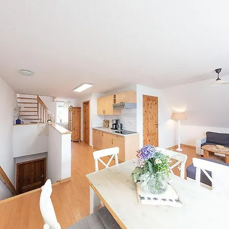 Moewenblick Fuer Max 6 Gaeste Mit Garten Apartment Ostseebad Kühlungsborn