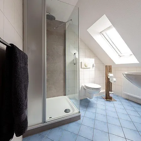 Moewenblick Fuer Max 6 Gaeste Mit Garten Apartment *