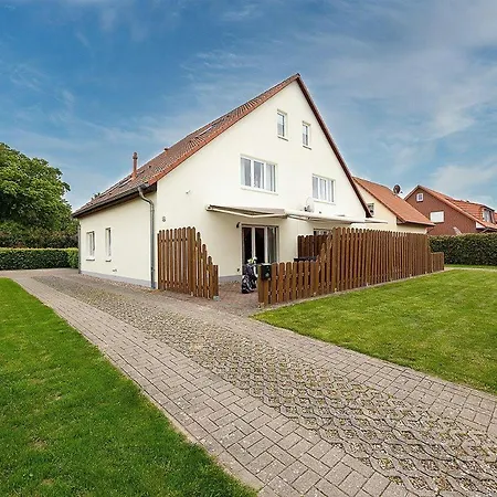Apartment Moewenblick Fuer Max 6 Gaeste Mit Garten Kuehlungsborn